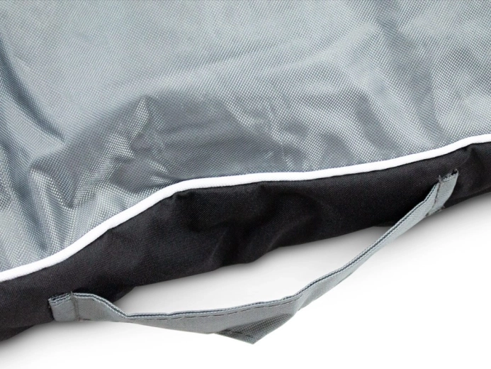 Csúszásgátló alj a helyén tartja