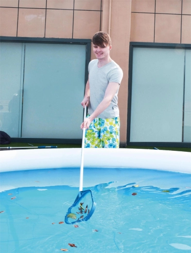 Finom szemű lombháló a tiszta víztükörért