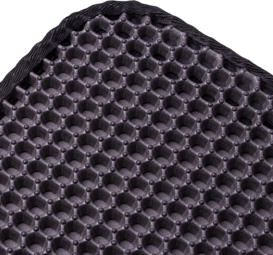 Könnyű tisztítás a tépőzárnak köszönhetően