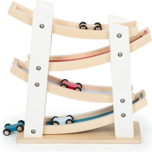 Természetes fa és tartós kialakítás