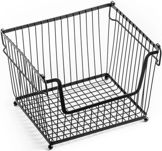 Masszív fém és stabil lábak