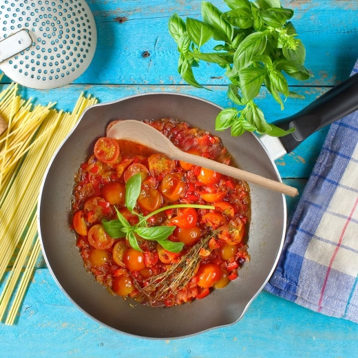 Kíméli a tapadásmentes felületeket