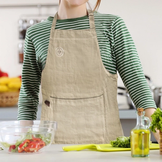 Állítható nyakpánt csattal