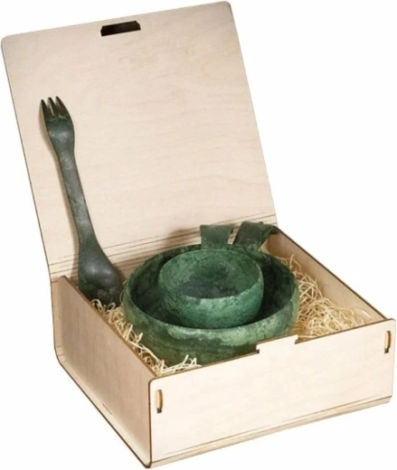 KUPILKA Premium S ajándékszett – zöld tál 550 ml, bögre 210 ml és spork 205 mm