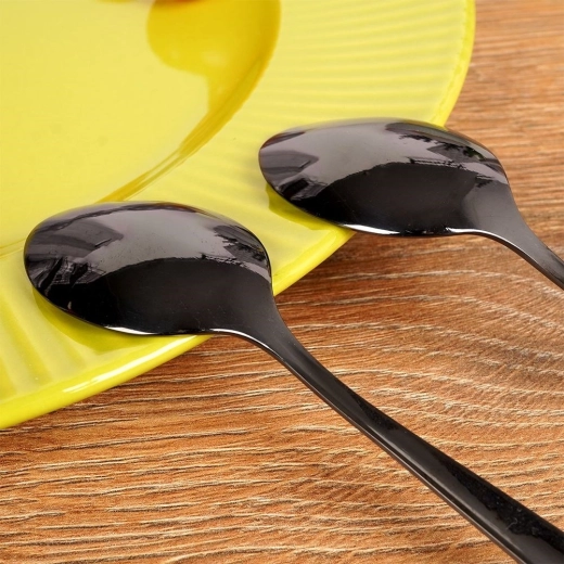 Modern fekete dizájn