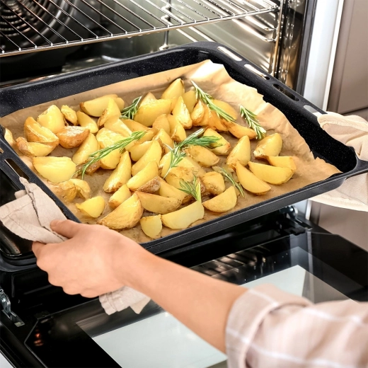 Kényelmes használat bármilyen sütőben