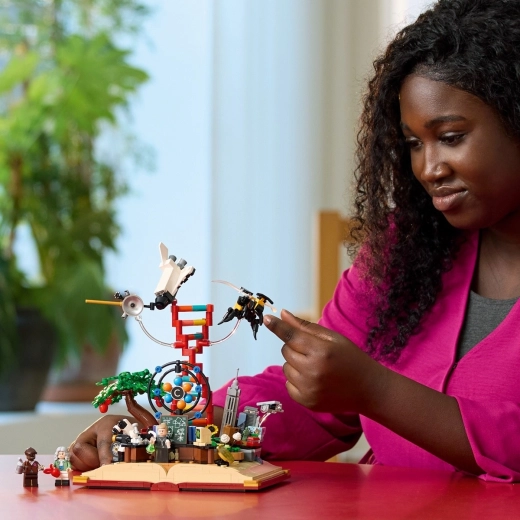 Ikonikus tudósok minifiguraként