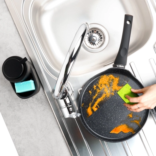 Tapadásmentes gránit felület a könnyű forgatáshoz