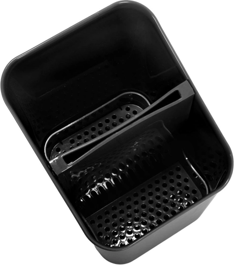 Két rekesz a kivehető elválasztónak köszönhetően