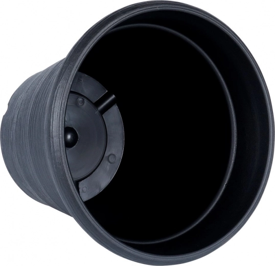 Átgondolt kialakítás vízelvezetéssel