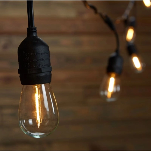 Meleg, hangulatos fény 2700 K