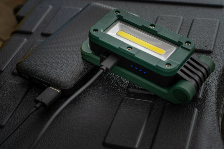 Hosszú üzemidő és USB‑C töltés