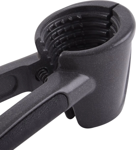 Bordázott fej a biztonságos fogáshoz