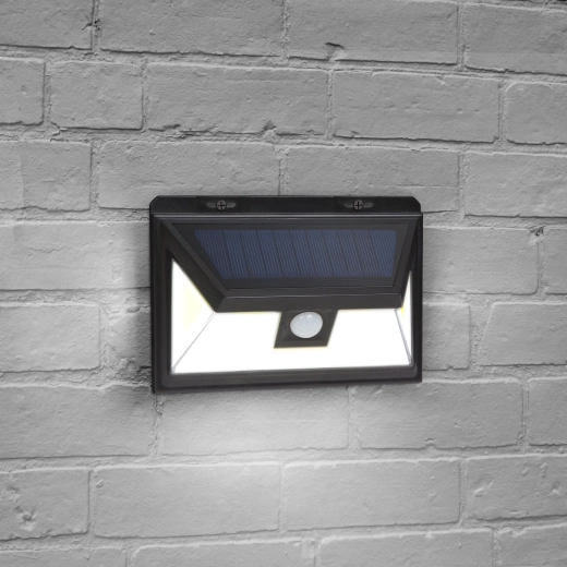 Napelemes LED reflektor mozgásérzékelővel és 3 COB LED-del