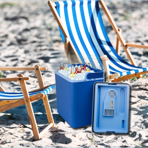 Nagy, 30 l-es térfogat és hely 1,5 l-es palackoknak