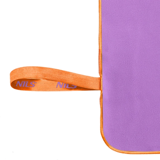 Tartós szegés és praktikus akasztófül