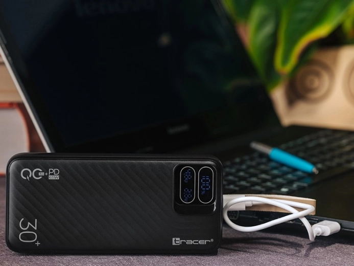 PD 65 W és QC 3.0 gyorstöltés