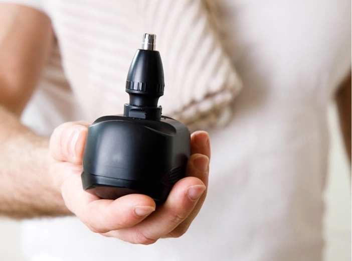 Teljes körű ápolás orrszőrnyíróval