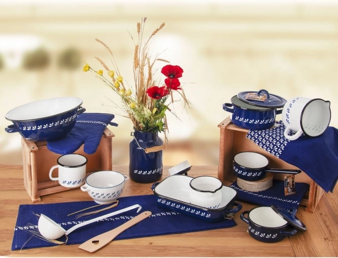 Stílusos kék‑fehér retro dizájn