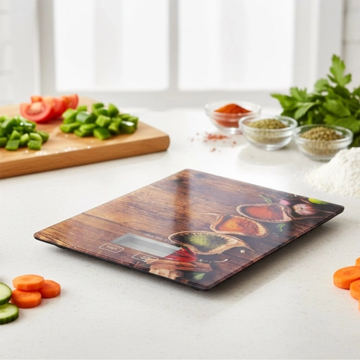 Üveg felület és karcsú kialakítás