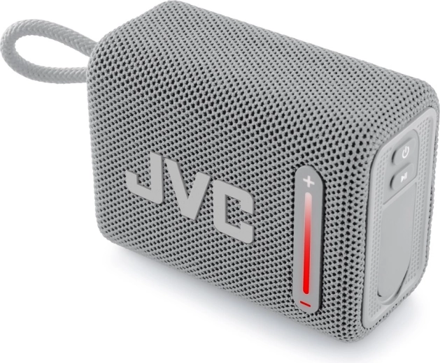 Akár 12 óra zenehallgatás és töltés USB‑C-n keresztül