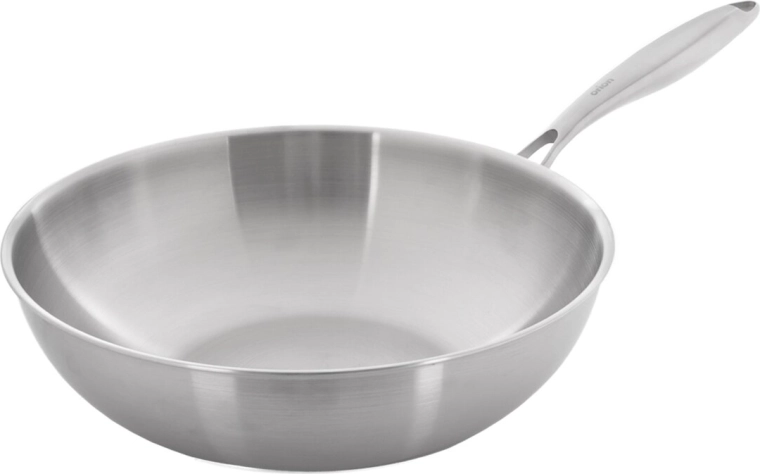 A wok mély formája a könnyű pirításhoz