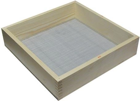 Kőműves szita fa kerettel 52 × 45 cm, 4 mm-es szem