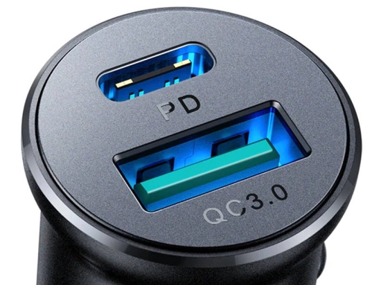 PD és QC 3.0 gyorstöltés akár 30 W-ig