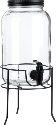 Kényelmes töltés az emelt állványnak köszönhetően