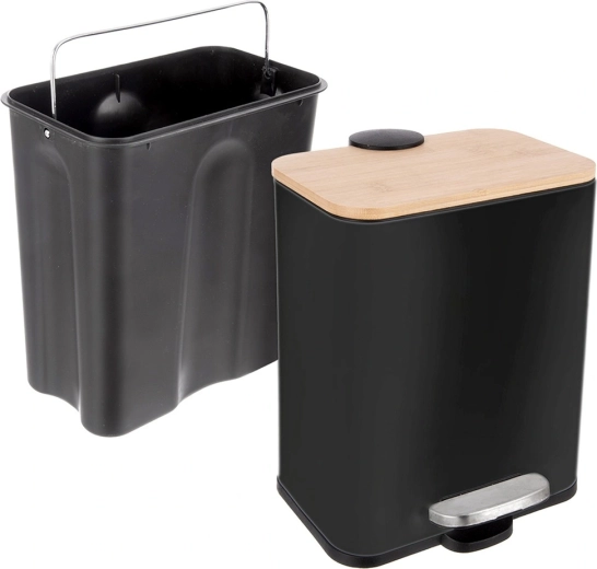 Kivehető belső edény fogantyúval