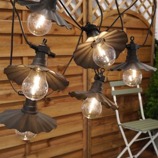 Meleg LED fény a meghitt hangulatért