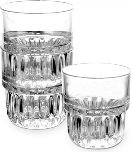 Helytakarékos, rakásolható forma