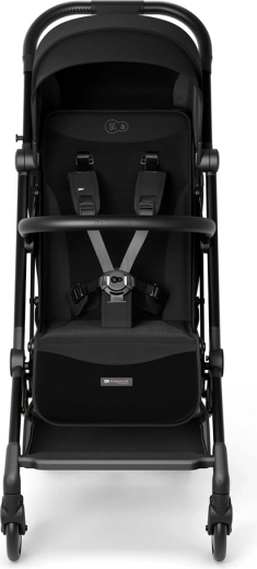 UPF 50+ védelem és mágneses 5 pontos övek