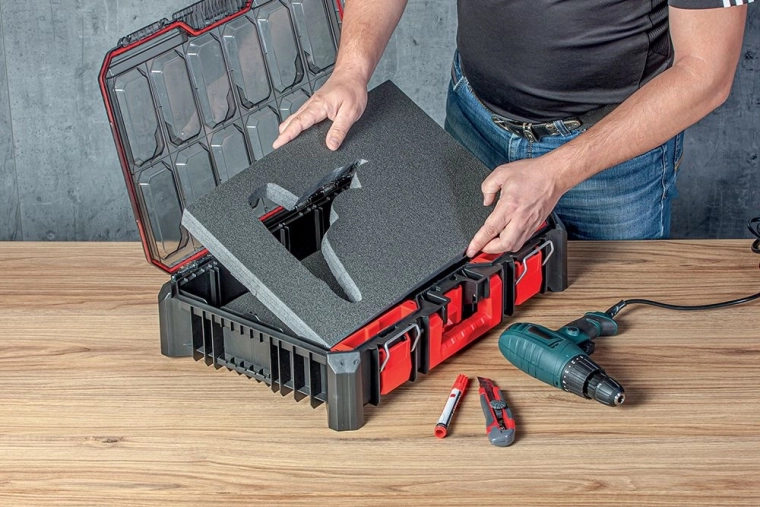 Rend és védelem a szerszámoskofferben