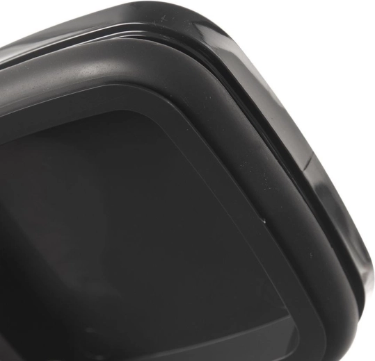 Légmentesen záródó fedél szilikon tömítéssel