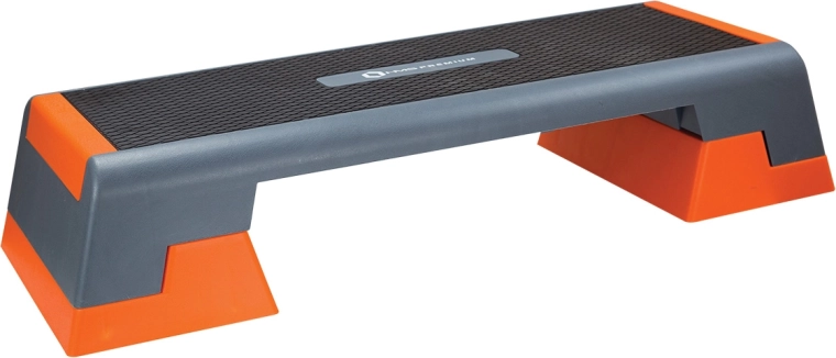 Csúszásgátló felület és széles lépőfelület