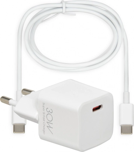 USB-C kábel a csomagban