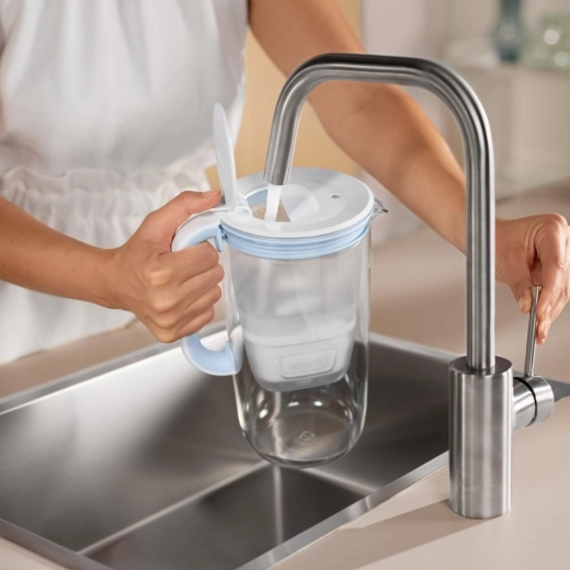 Gyors feltöltés a mosogatónál és egyszerű karbantartás