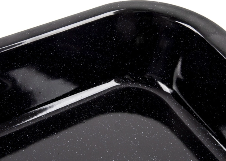 Tartós, zománcozott acél a mindennapi sütéshez