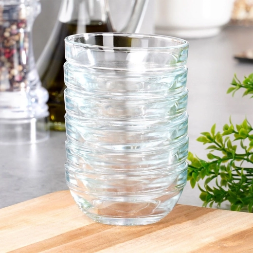 Helytakarékos, egymásra rakható forma