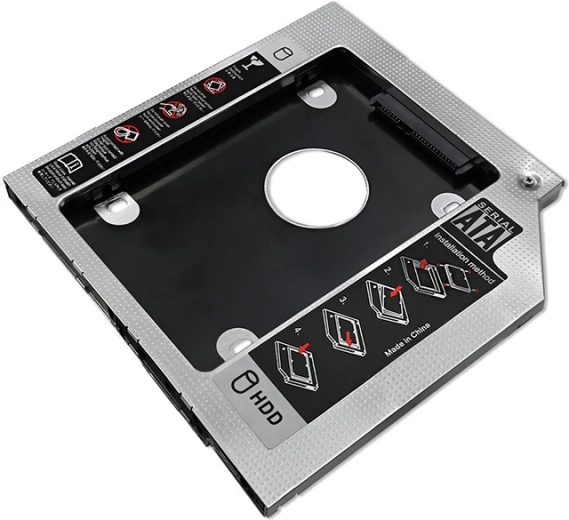 2,5"-os HDD és SSD támogatása