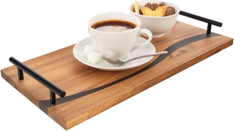 Kényelmes hordozás a masszív fém fogantyúknak köszönhetően