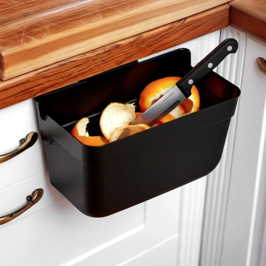 Gyors maradéklesöprés közvetlenül a pultlapról