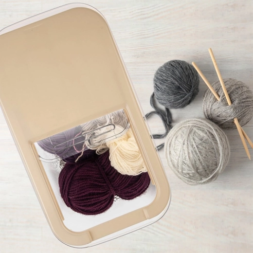 Kényelmes adagolás a csúsztatható fedélnek köszönhetően