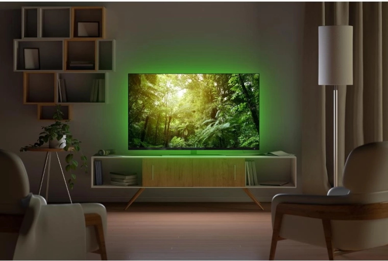 Ideális televízió vagy monitor mögé