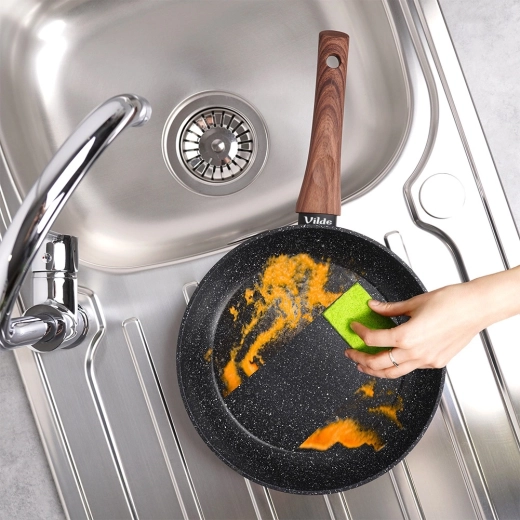 Könnyű tisztítás és karbantartás