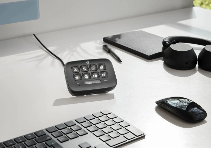 Nyolc programozható gomb az azonnali műveletekhez