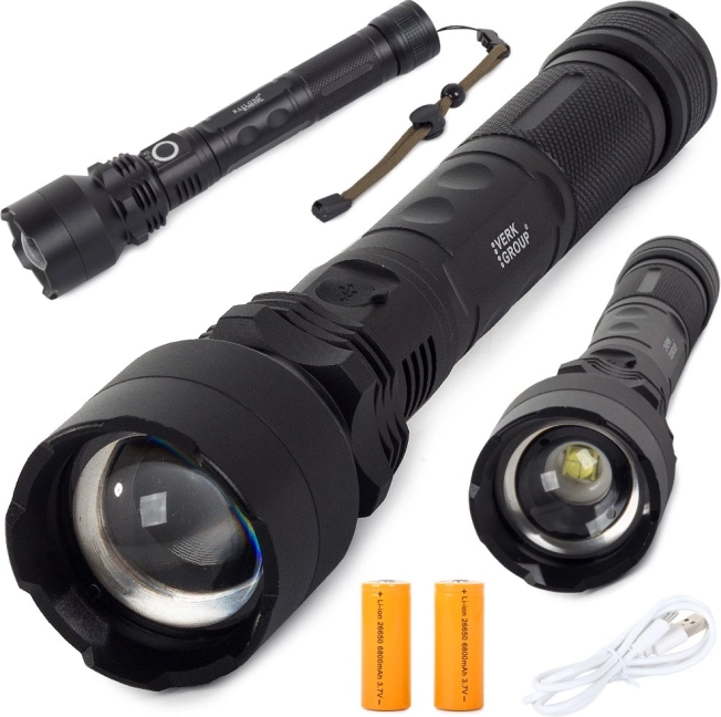 Taktikai LED zseblámpa BAILONG CREE XHP50 diódával, zoommal és USB-töltéssel