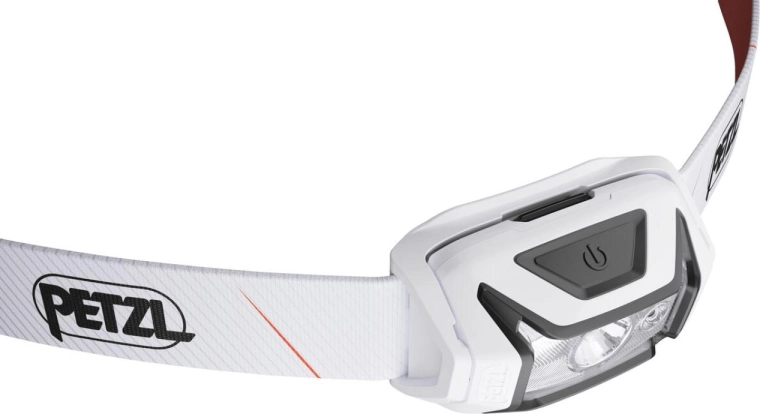 Erőteljes és sokoldalú 450 lm fény