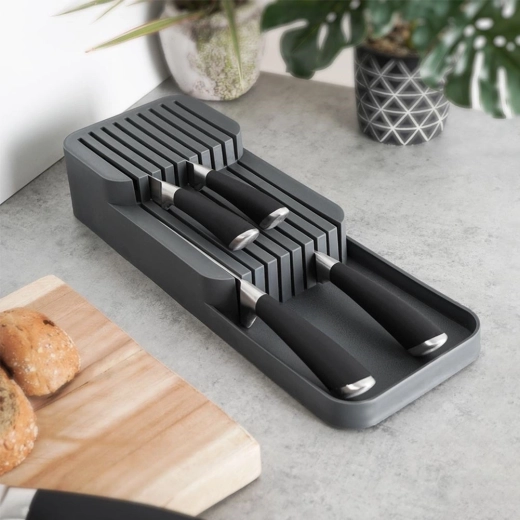 Kompakt dizájn fiókba és pultra